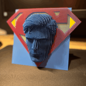 Escultura artística em 3D do Superman